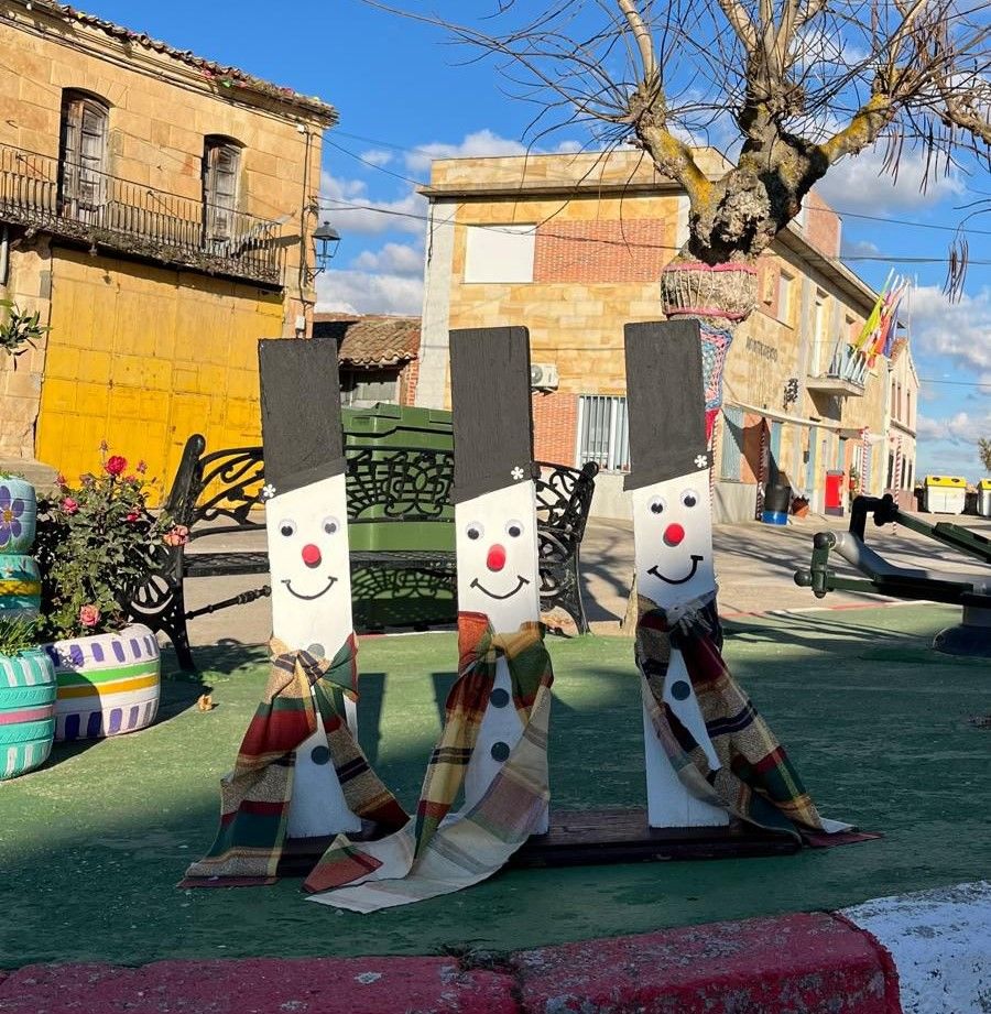 Decoración navideña en Villaverde de Guareña 