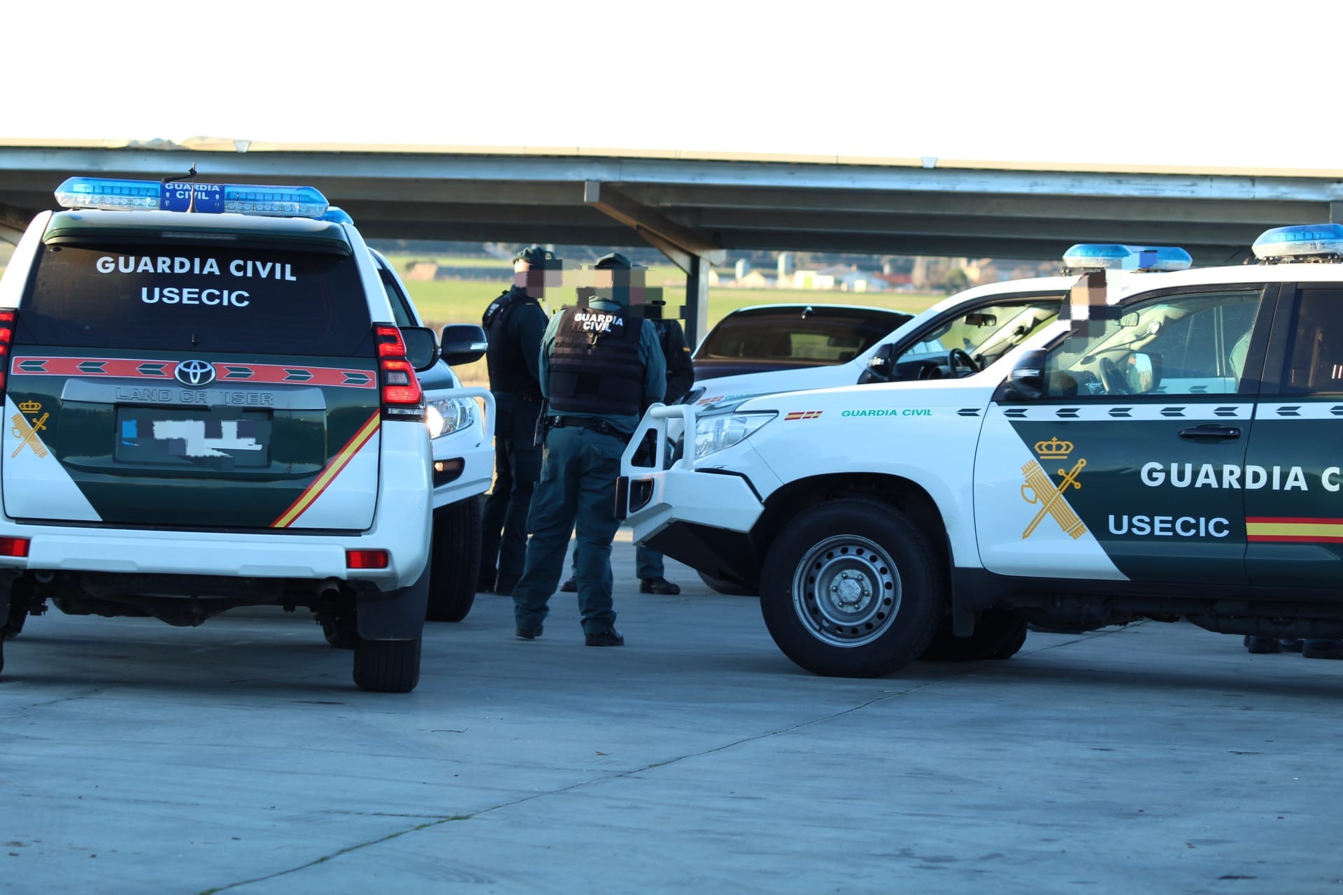 Detenidas tres personas en Robliza de Cojos. Foto: Mikel Antúnez