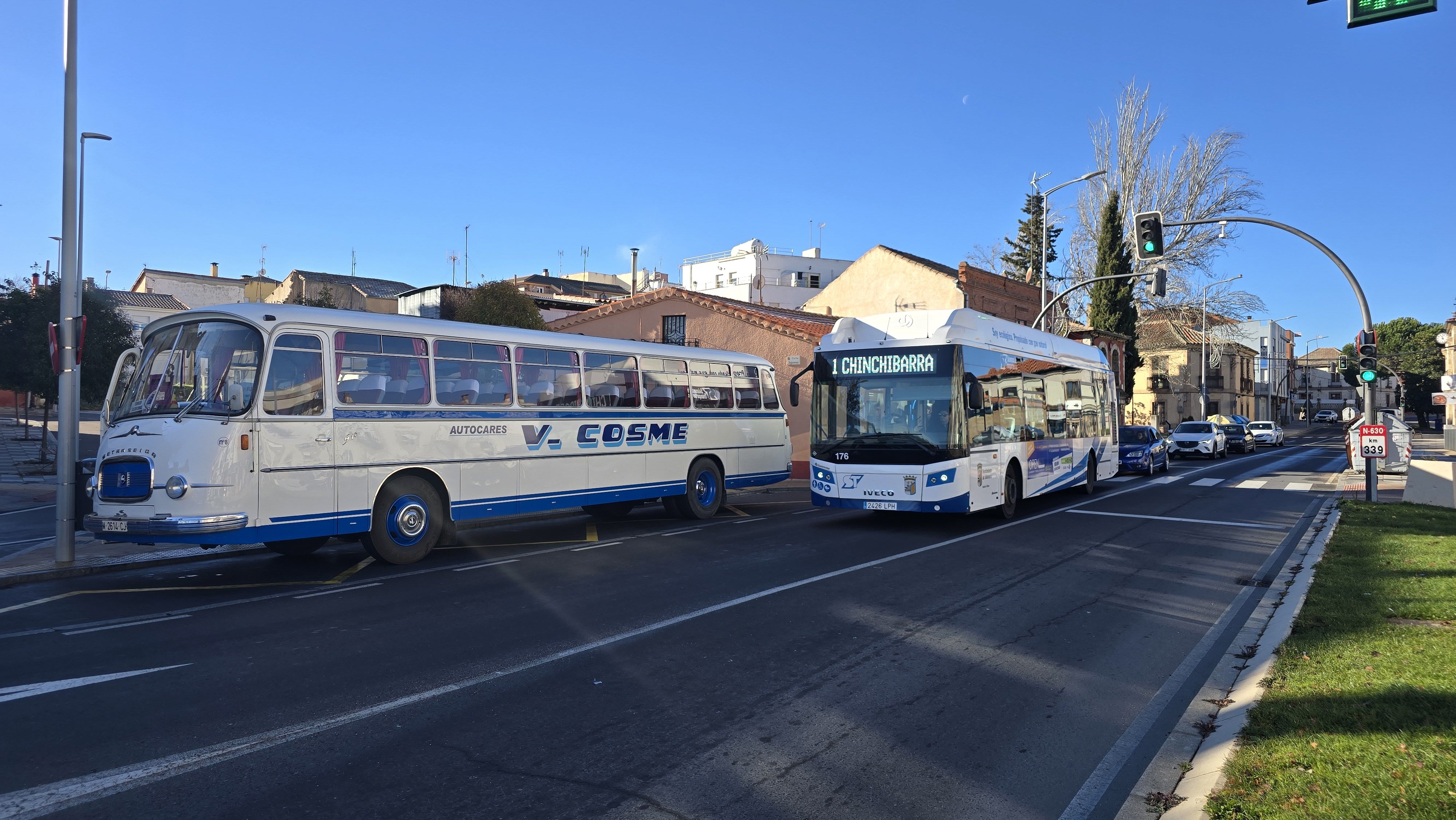 Autobús clásico que hizo el primer bus urbano de Salamanca hace cien años