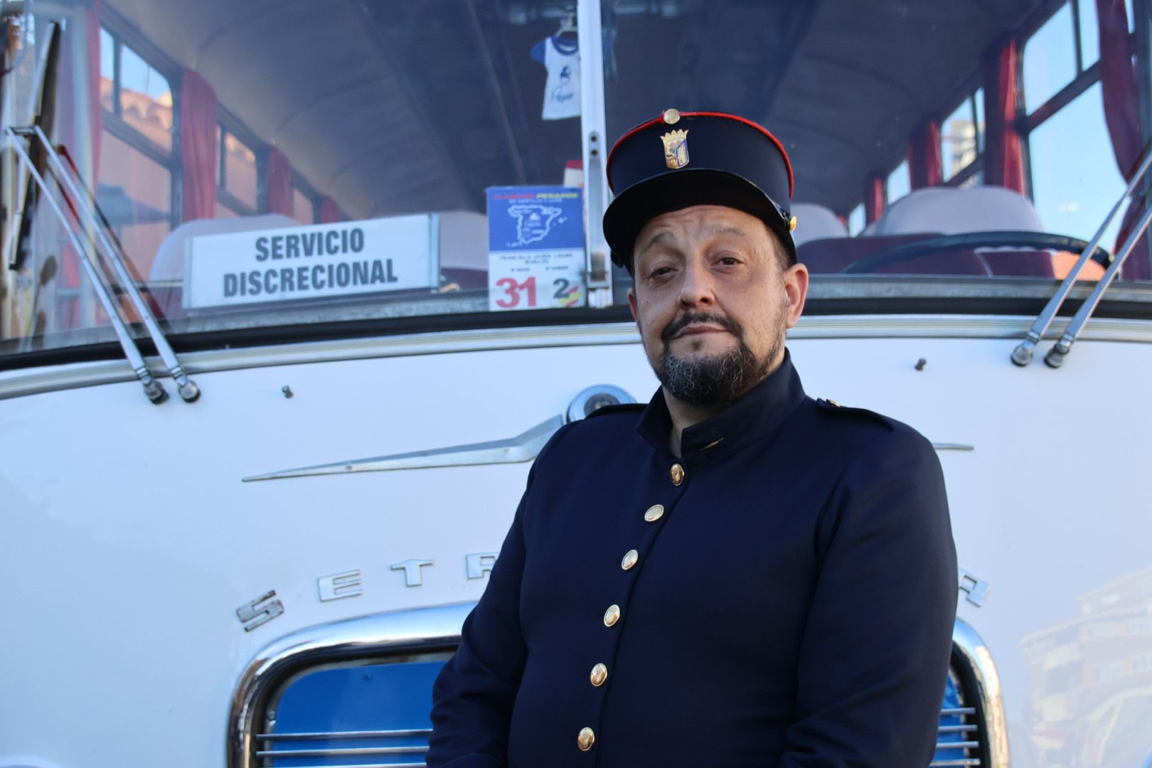 Autobús clásico que hizo el primer bus urbano de Salamanca hace cien años