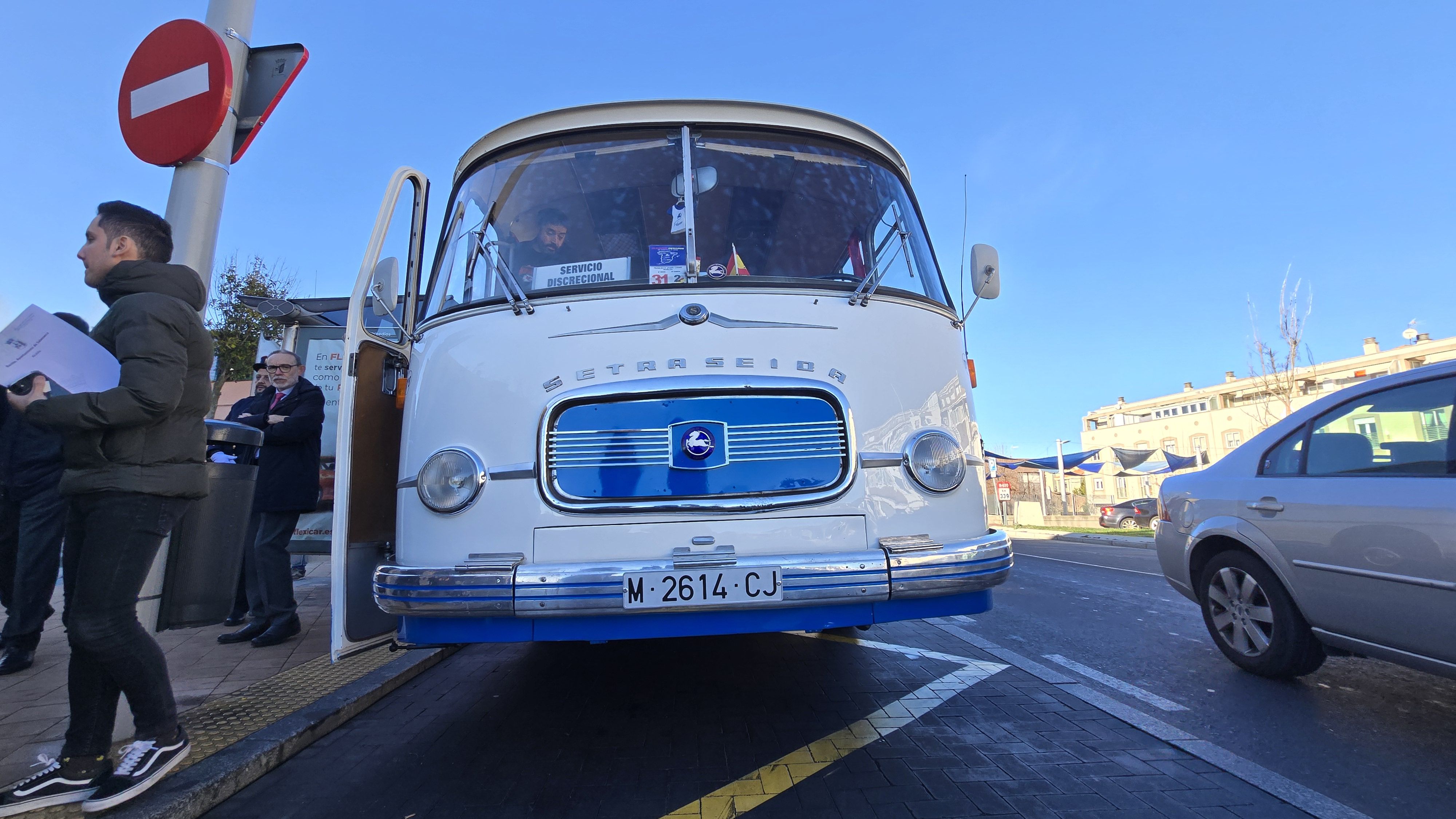 Autobús clásico que hizo el primer bus urbano de Salamanca hace cien años