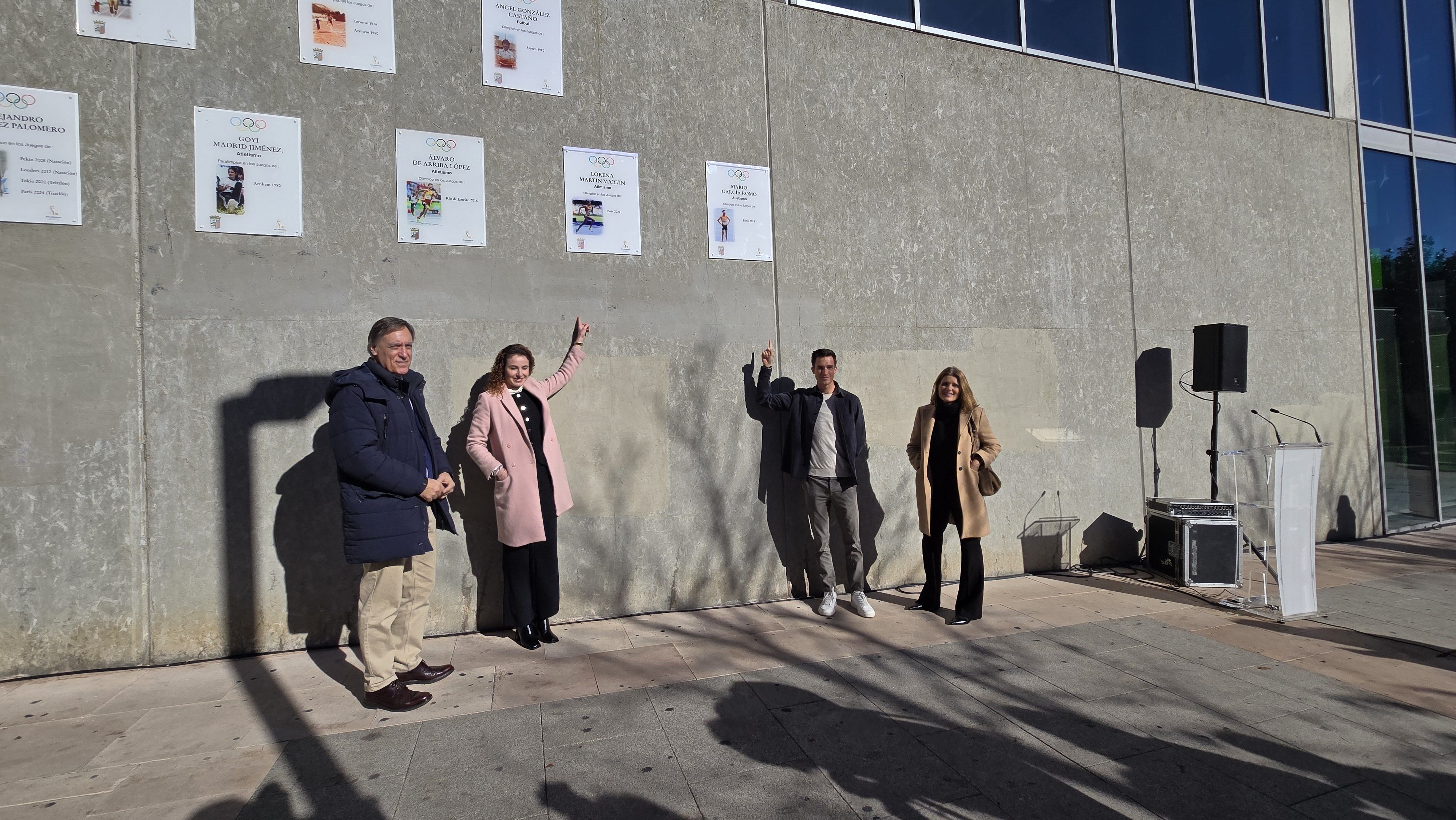 Inauguración de las placas a los deportistas olímpicos Mario García Romo y Lorena Martín