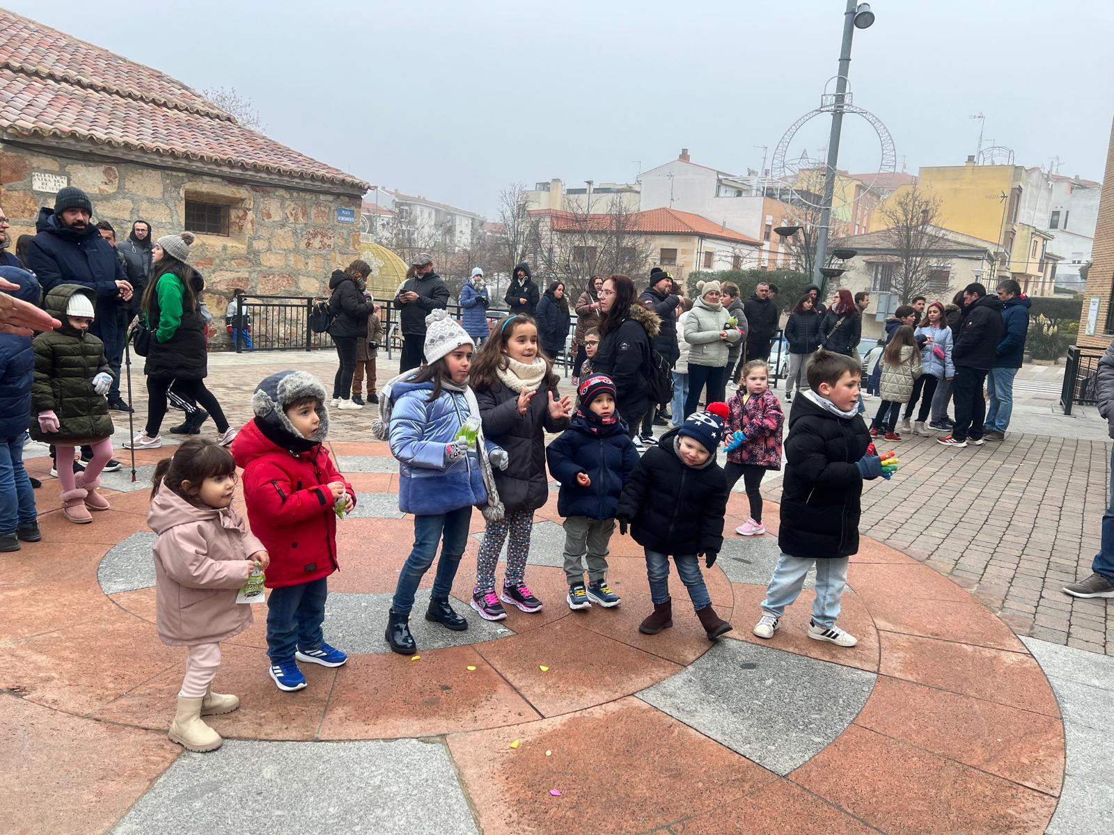 GALERÍA | Carbajosa celebra la Nochevieja infantil 