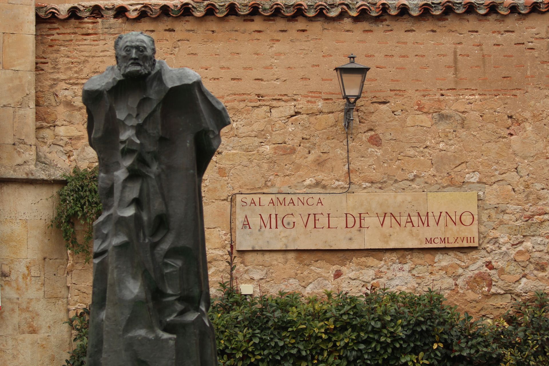 Homenaje a Miguel de Unamuno con motivo del aniversario de su fallecimiento