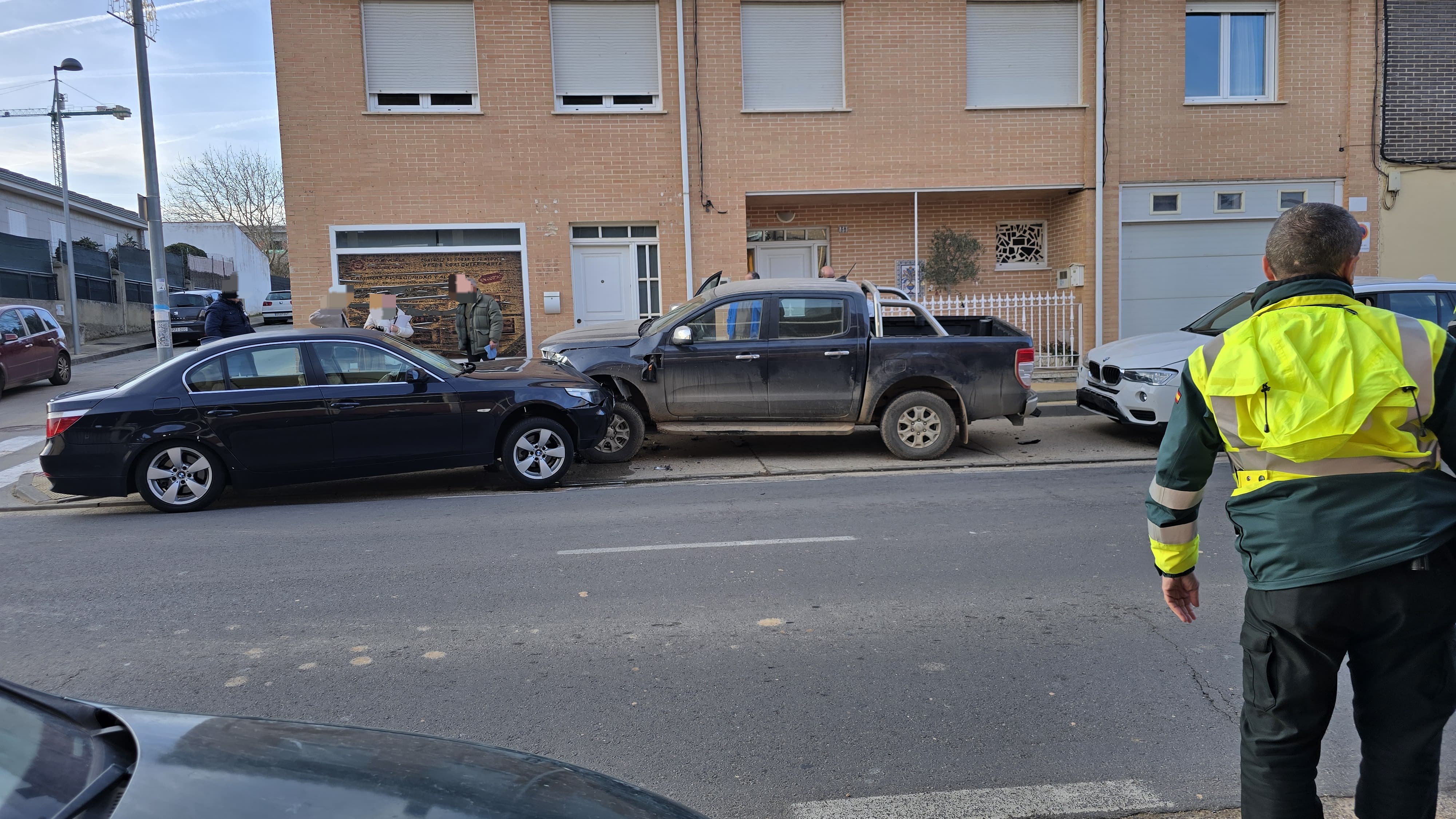  Choque entre dos vehículos en la carretera de Aldeatejada. Foto Andrea M.