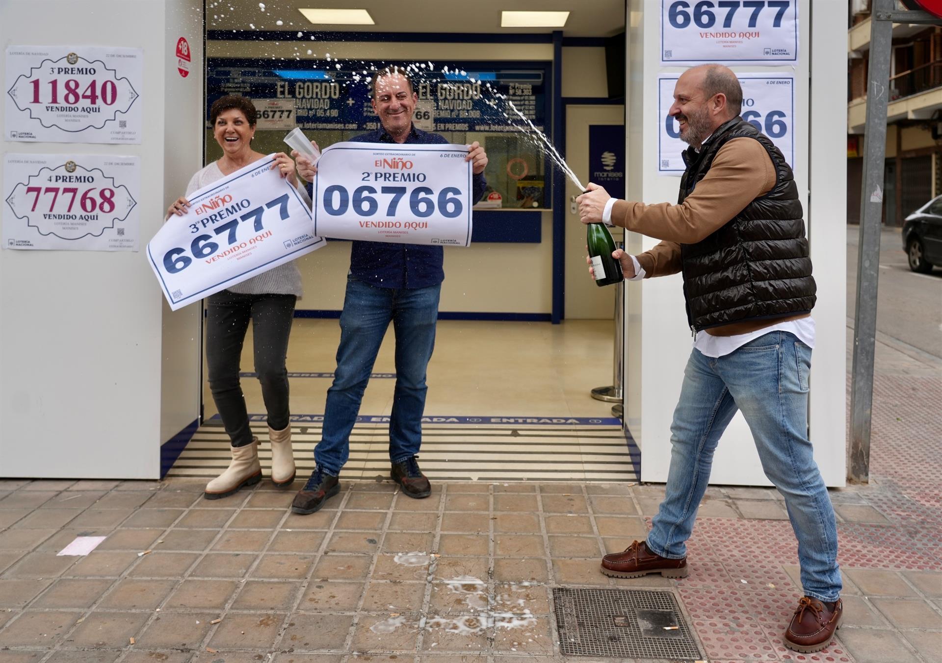 Celebración de premios del Sorteo del Niño 2025 en Manises (Valencia) - EDUARDO MANZANA/EUROPA PRESS