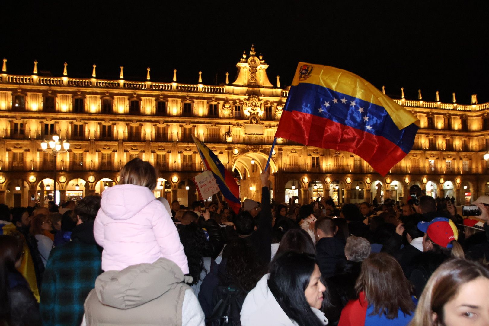 Concentración de venezolanos en Salamanca por Edmundo