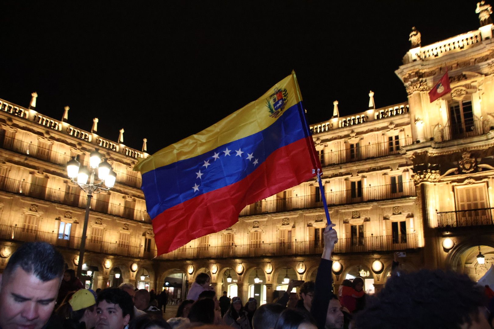 Concentración de venezolanos en Salamanca por Edmundo