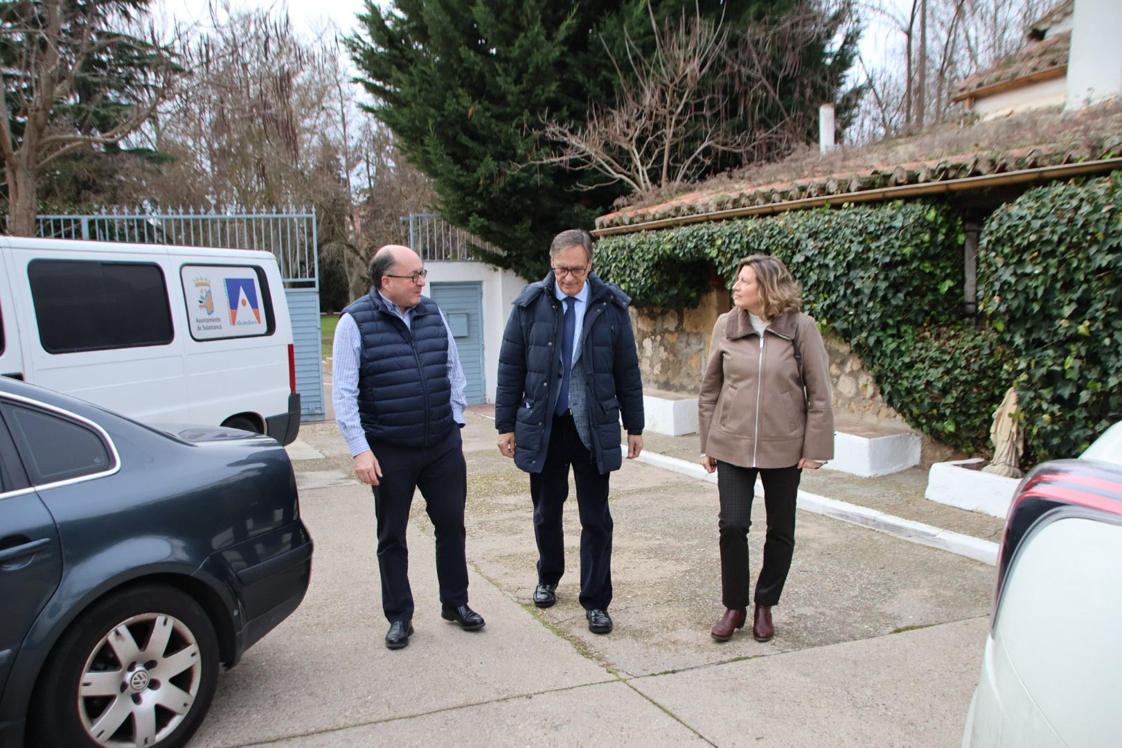 Carlos García Carbayo, visita el Centro de Día de Proyecto Hombre-Fundación Alcándara