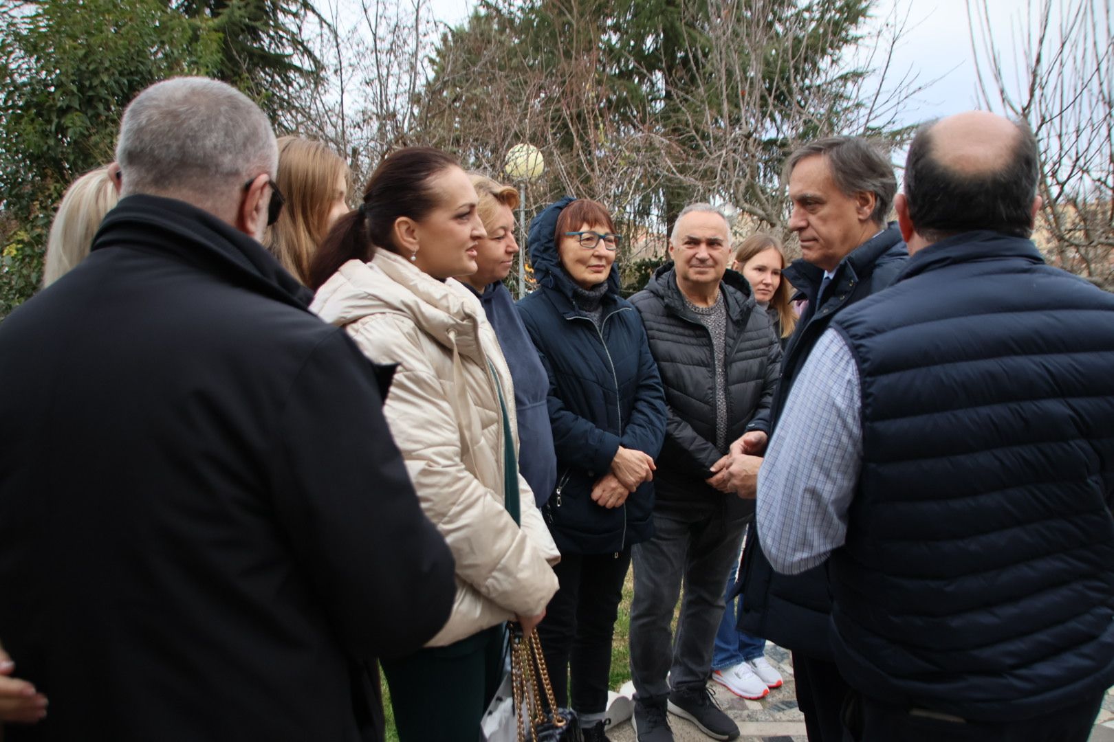 Carlos García Carbayo, visita el Centro de Día de Proyecto Hombre-Fundación Alcándara