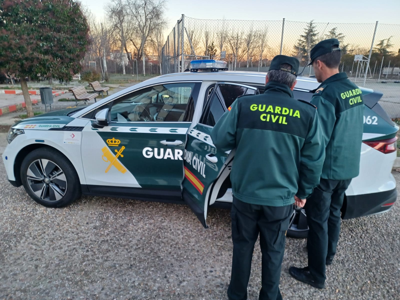 Guardia Civil en Viana de Cega