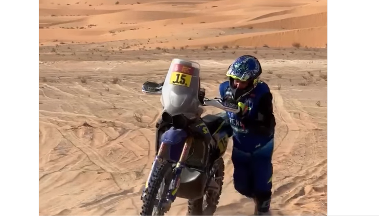 Lorenzo Santolino durante la etapa 10 del Dakar