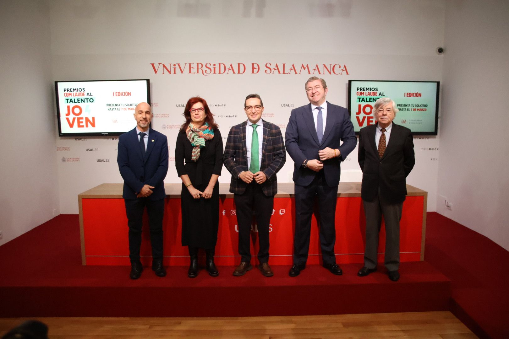 Presentación del los “Premios Cum Laude al Talento Joven”