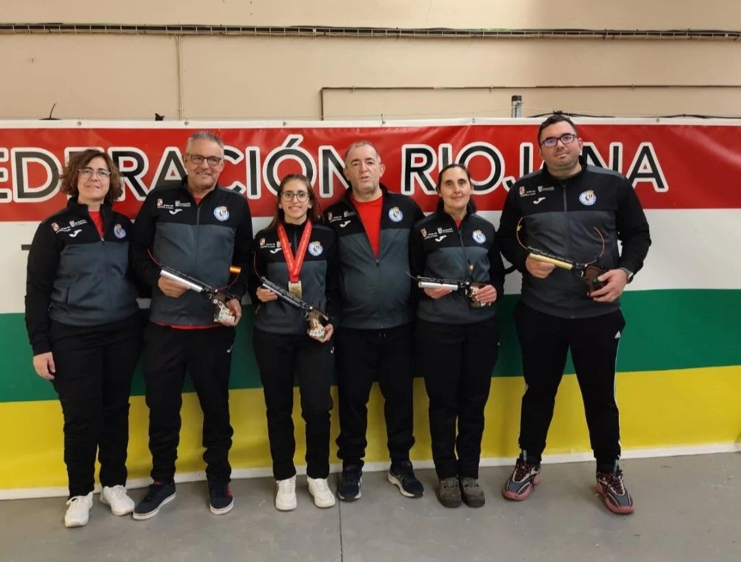 Representantes del Club Tiro Olímpico Salamanca en la Copa Federación celebrada en La Rioja