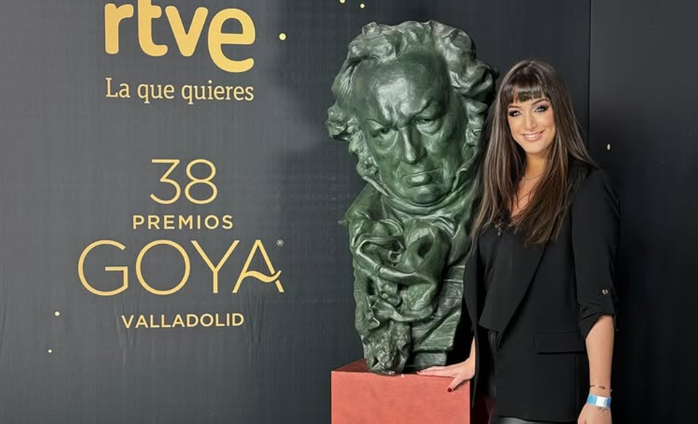 Yasmina Tahajit Sánchez, maquilladora de los Goya y artistas musicales