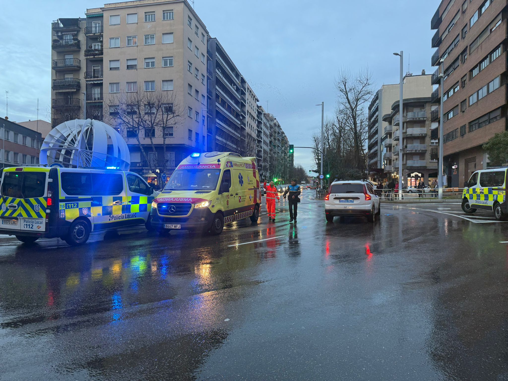 Atropellan a una ciclista en la rotonda la UDS 