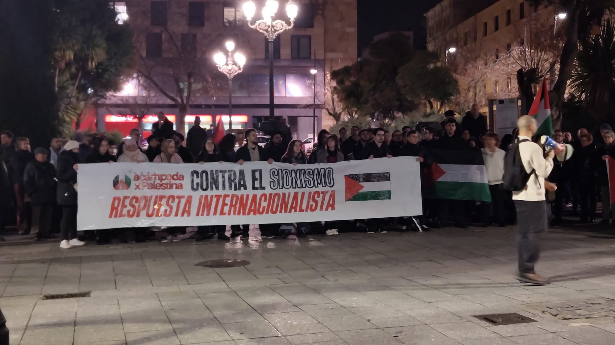 Nueva concentración contra el "genocidio" en Palestina en el centro de Salamanca 