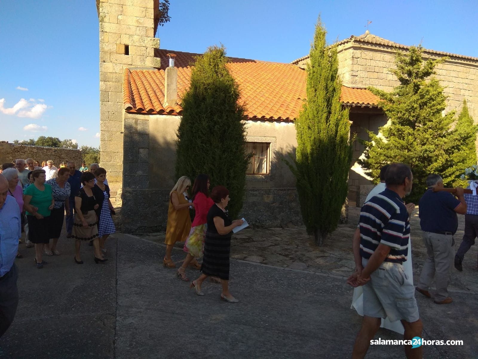  Procesión en sardón de los frailes (2) 