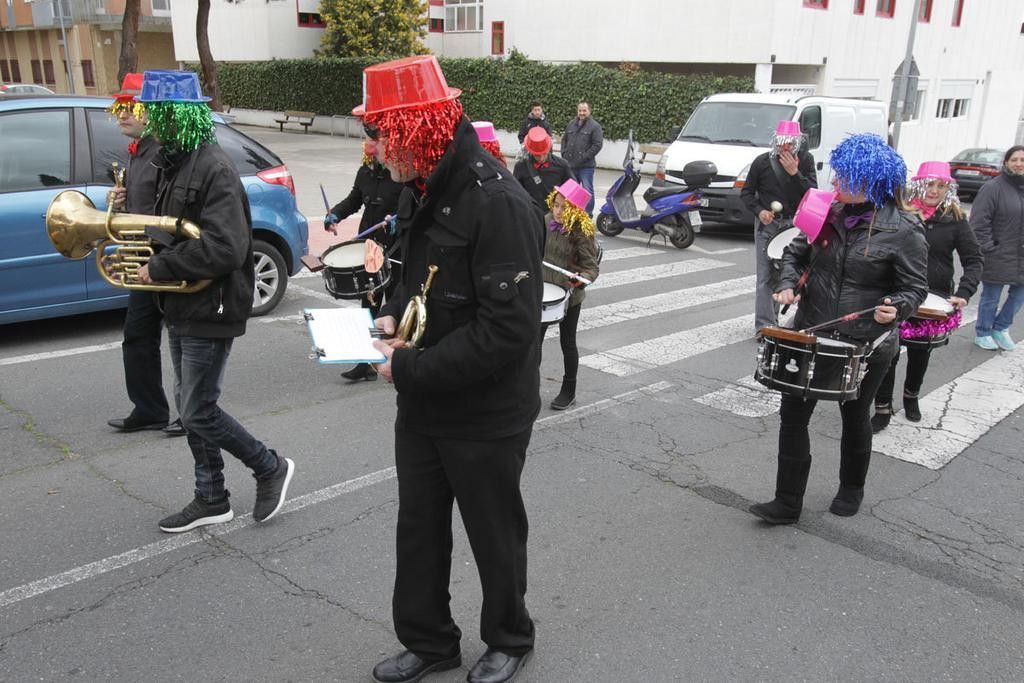 desfile-de-carnaval-del-barrio-el-rollo