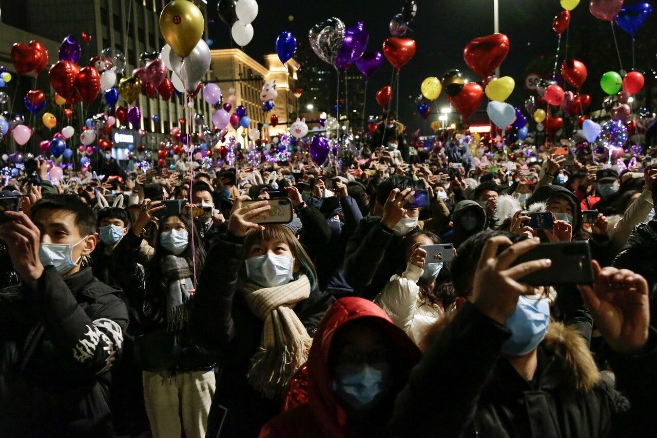 Celebración del fin de año en Wuhan. | FOTO: RTVE