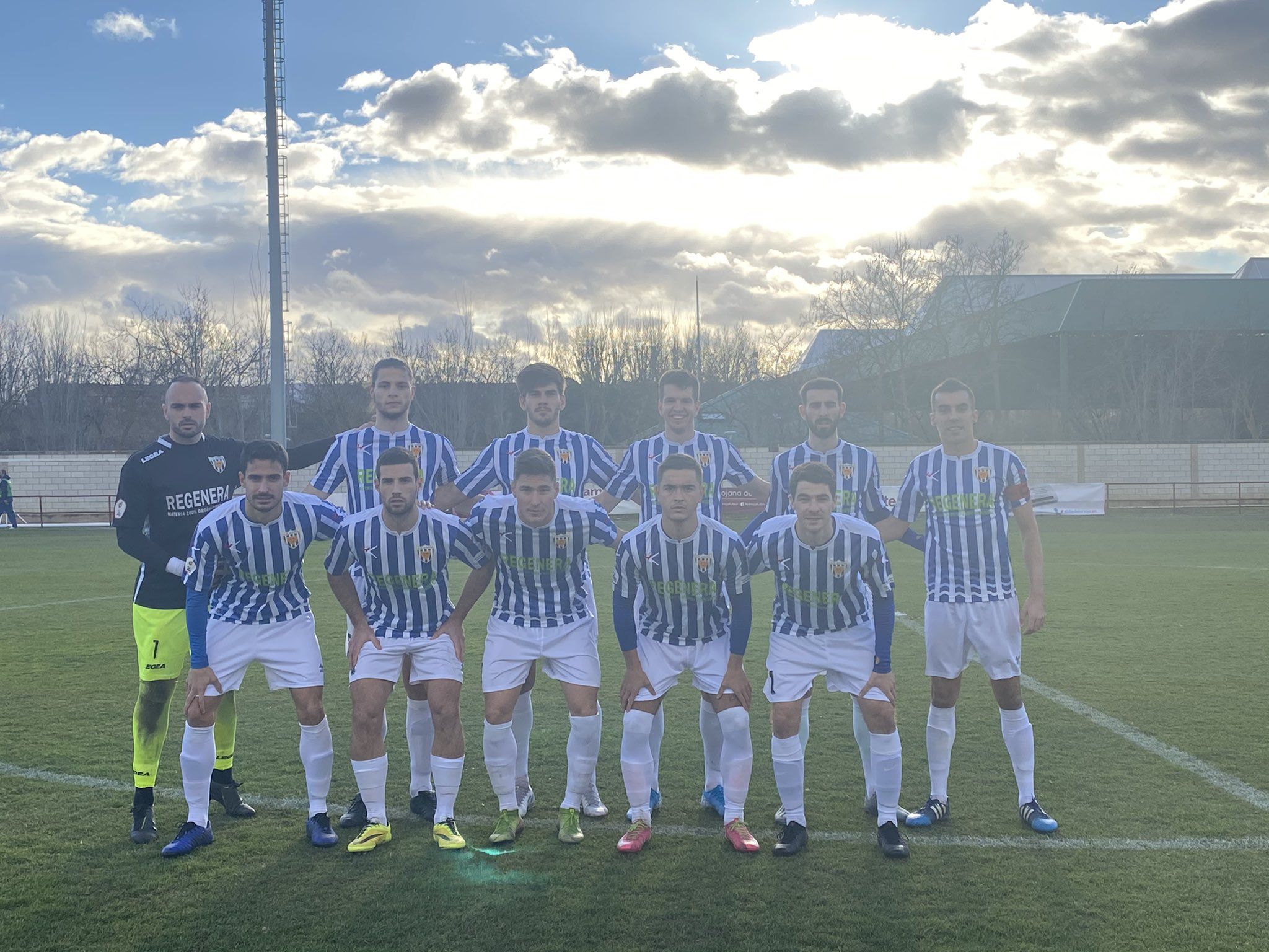 David Gallego, en el once inicial del Izarra / FOTO: CD Izarra.