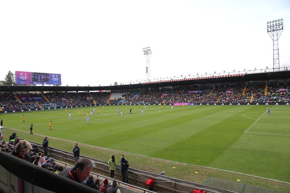 El estadio Helmántico, durante la final de la Supercopa Femenina