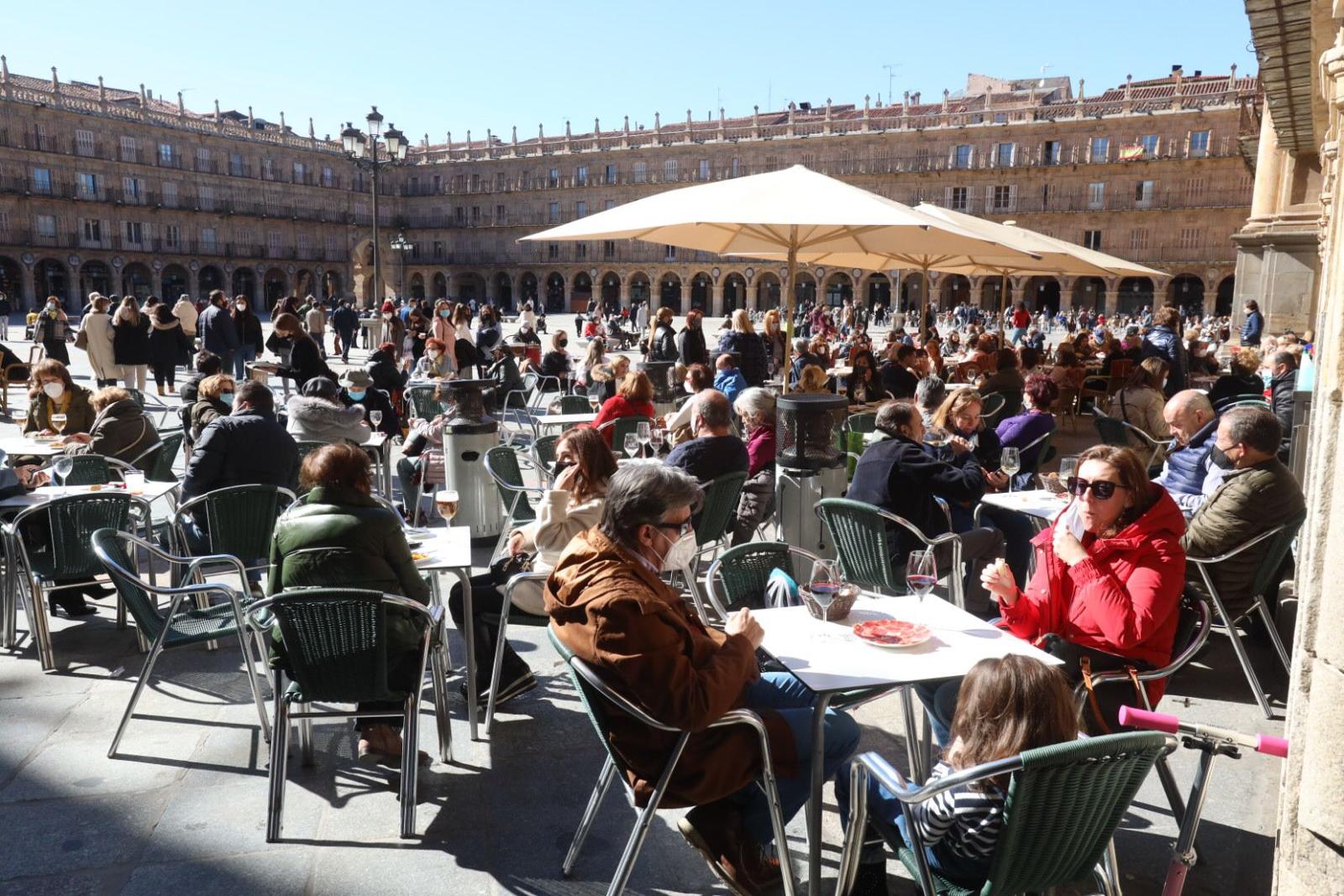 Terrazas en Salamanca el 13 de febrero