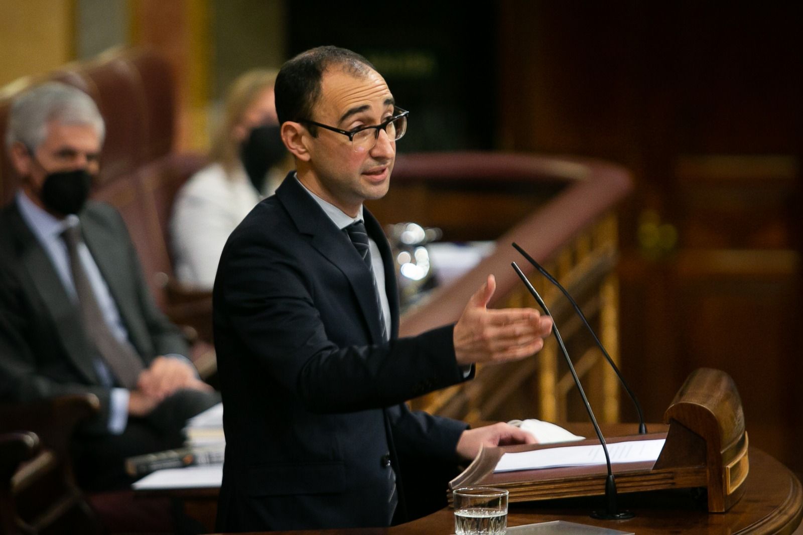 Foto David Serrada en el Congreso.